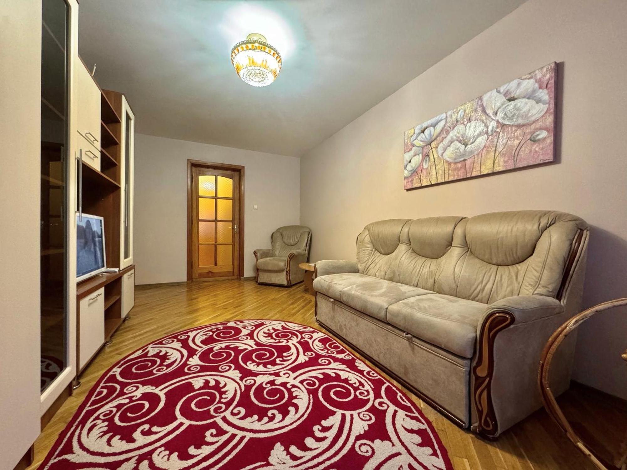 Apartpoltava Затишна 3-Кімнатна Квартира В Центрі Міста, Каштанова Алея, Звітна Документація, Чек エクステリア 写真